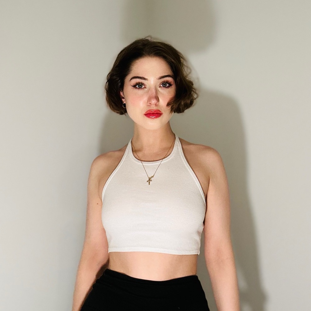 Meet your Posher, Michaelia